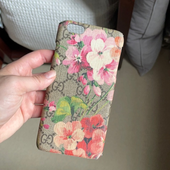 Authentic Gucci IPhone 6s Plus Case - Picture 1 of 6